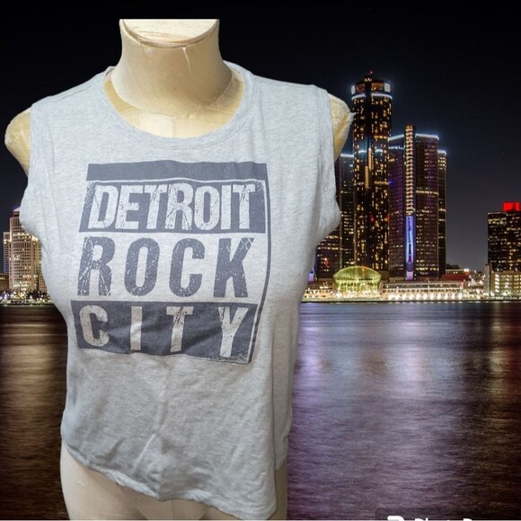 Comune Women's Detroit Rock City Grey Sleeveless Top Size Medium - Picture 1 of 2